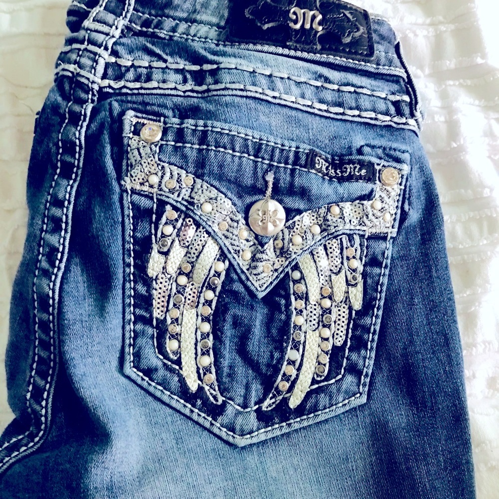 Brand new Miss Me size 26. Mid Rise Skinny